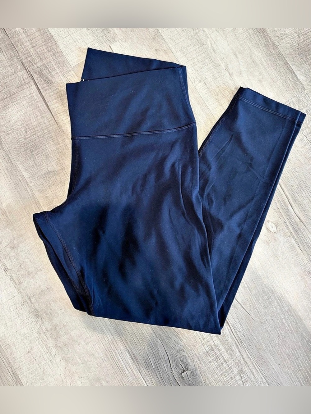 Aritzia Golden Butter Cheeky Hi-Rise Legging Blue Size 16